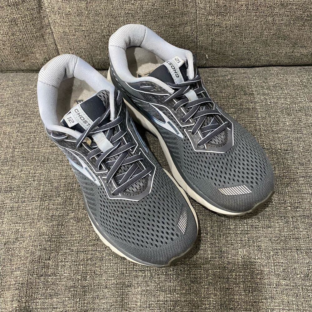 Brooks Ghost 12 Running Sneakers Women Size 9
